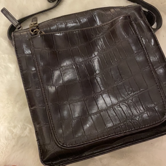 Relic Womens Shoulder Bag Black Crocodile Embossed Adjustable Strap Snap S - Picture 6 of 12